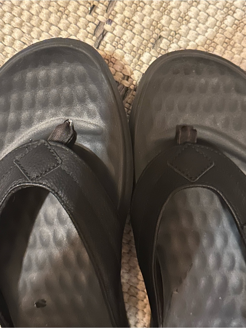 Hey Dude W8 black flip flop - Picture 6 of 8
